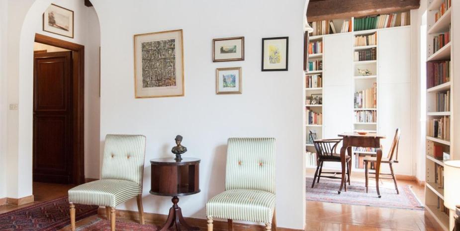 Libri Flat Apartment Rome Bagian luar foto