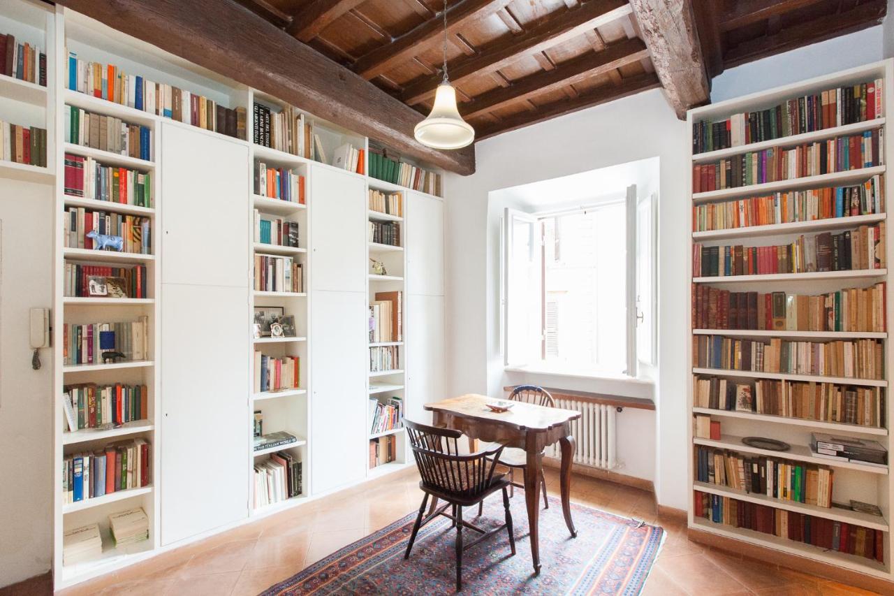 Libri Flat Apartment Rome Bagian luar foto