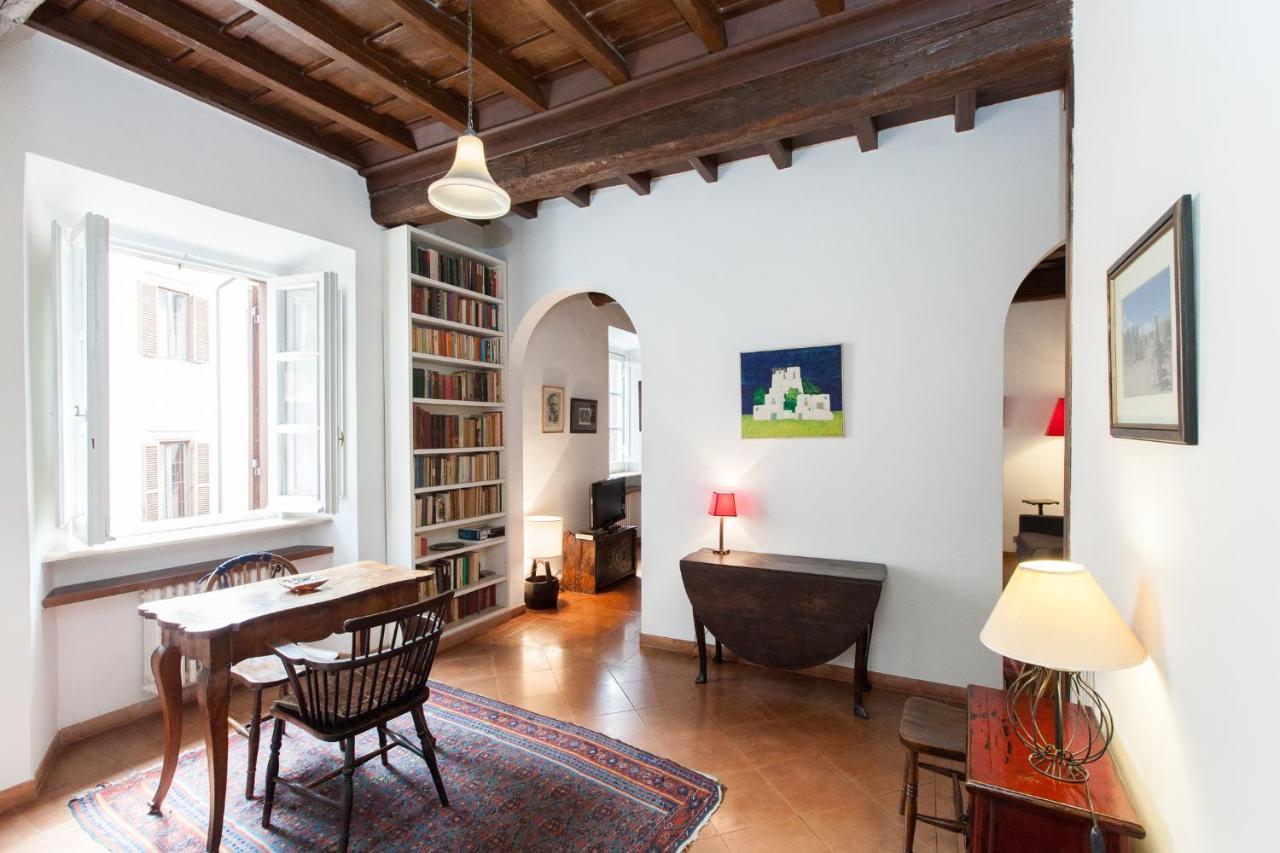 Libri Flat Apartment Rome Bagian luar foto