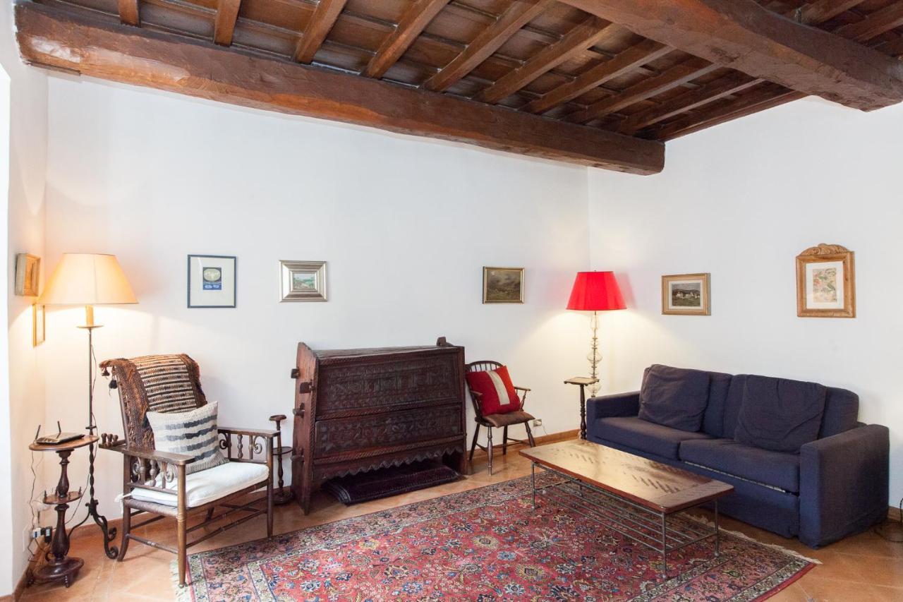 Libri Flat Apartment Rome Bagian luar foto